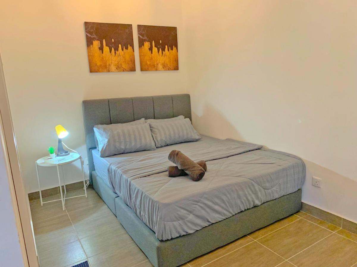 Netflix Two Bedroom Troika Kota Bharu Homestay 182 Extérieur photo